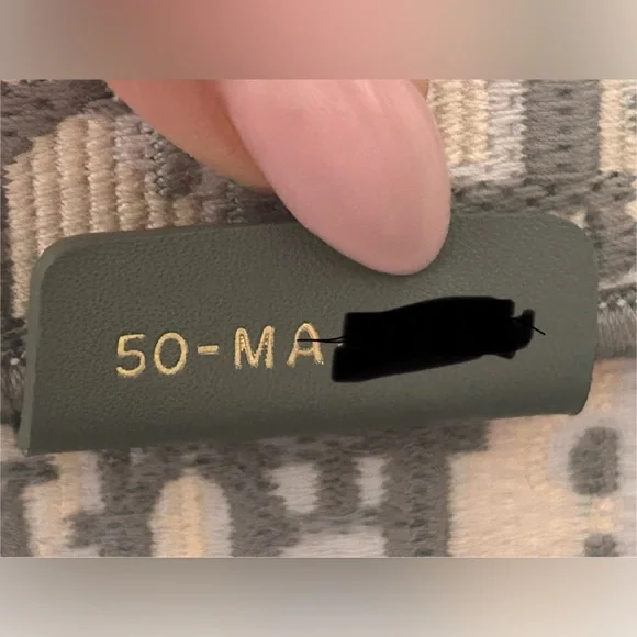 Authentic EUC Dior Ecru and Gray Oblique Book Tote Large. RT $3,750 - Picture 7 of 10